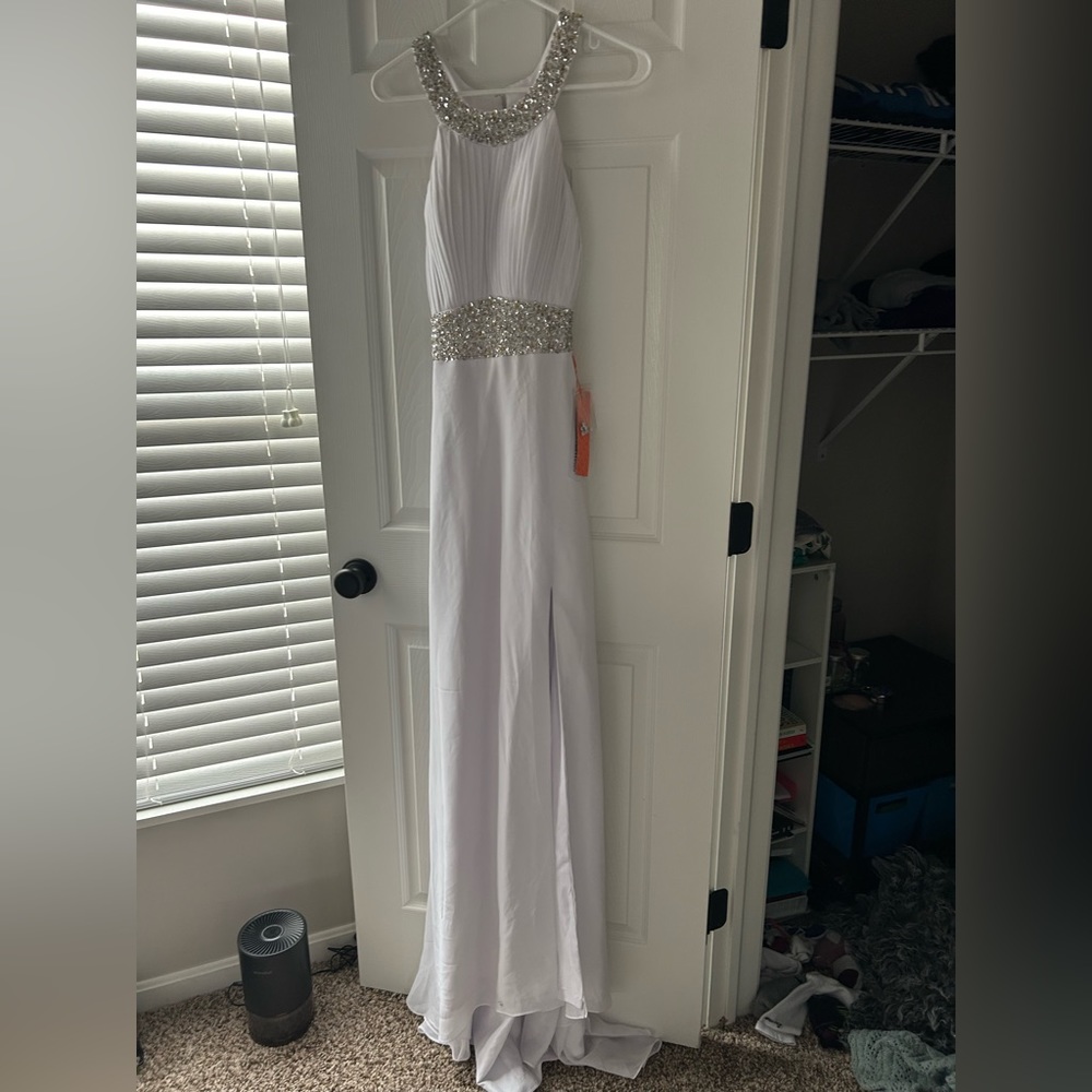 White backless dress size Extra small